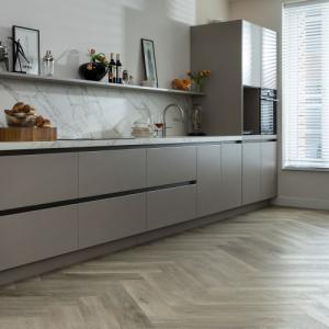 DD PVC klik brede visgraat pepermunt