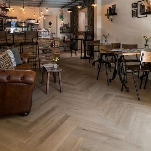 DD PVC klik brede visgraat boterkoek UM